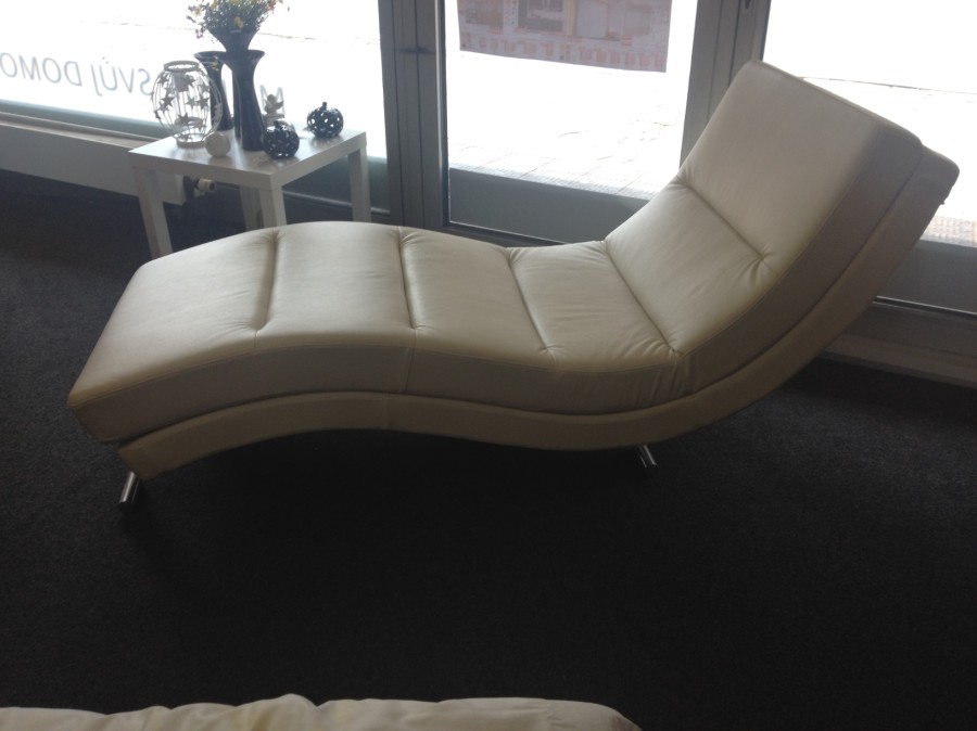 Křeslo Relax český výrobce Böhm Jihlava vystaveno v showroom Jitona nábytek obchodní dům DON HANY nábytek matrace Hradec Králové Křeslo Relax český výrobce Böhm Jihlava vystaveno v showroom Jitona nábytek obchodní dům DON HANY nábytek matrace Hradec Králové